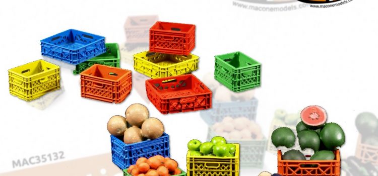 MacOne: Plastic crates with and without fruits
