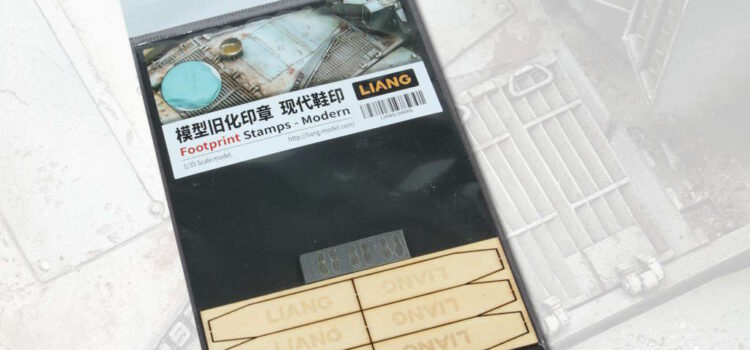 LIANG Model: Footprint- und Handprint Stamps